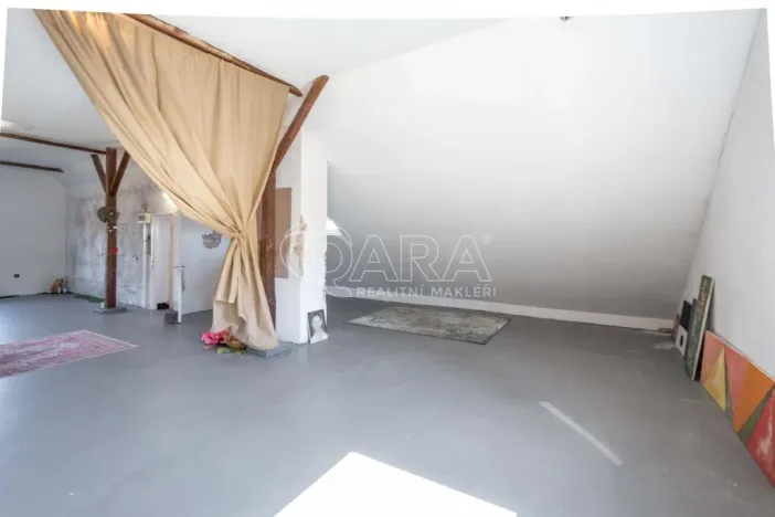 Prodej rodinného domu, Neratovice, 5. května, 411 m2