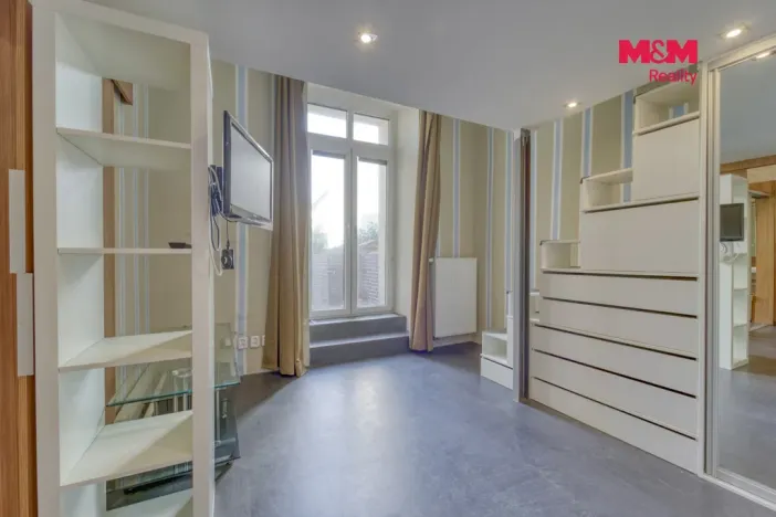 Prodej atypického bytu, Plzeň - Jižní Předměstí, Skrétova, 88 m2