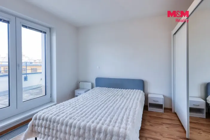 Pronájem bytu 2+kk, Plzeň, U Tržiště, 50 m2