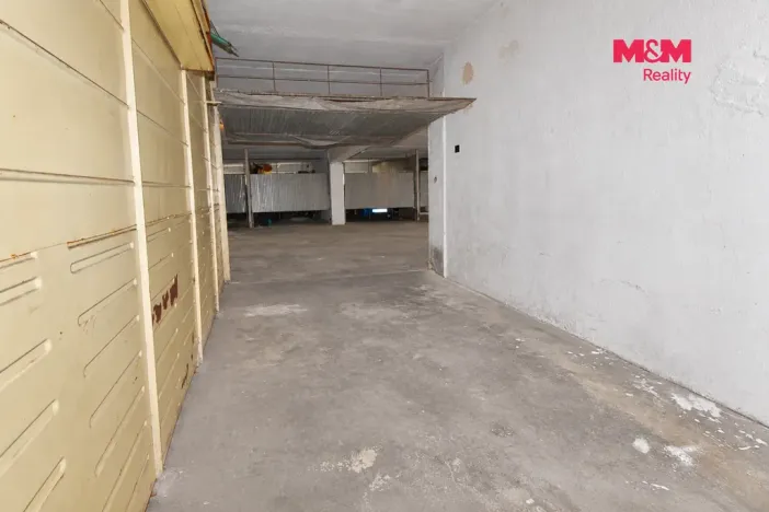 Prodej garáže, Plzeň - Doubravka, Ke Špitálskému lesu, 14 m2