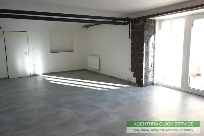 Pronájem výrobních prostor, Praha - Modřany, Hornocholupická, 175 m2