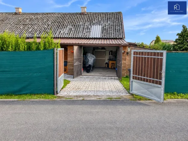 Prodej bytu 3+1, Dlouhá Loučka, Újezdská, 82 m2