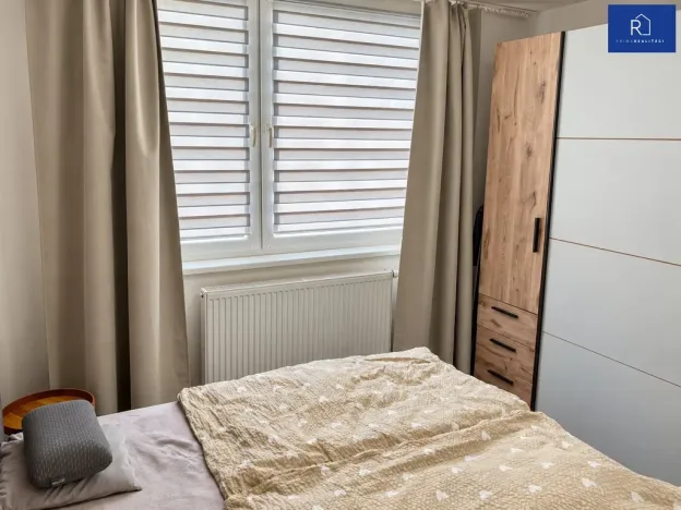 Prodej bytu 3+1, Dlouhá Loučka, Újezdská, 82 m2