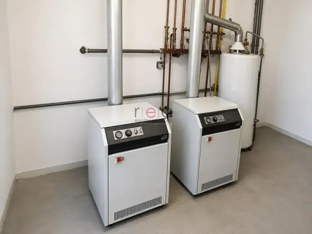 Prodej výrobních prostor, Nový Bor, 280 m2