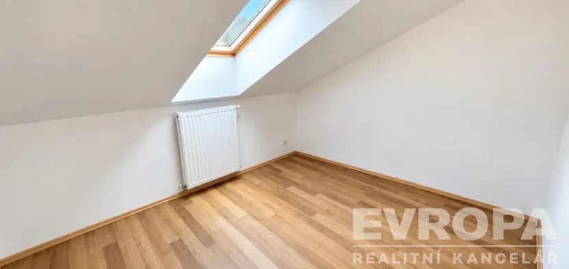 Pronájem bytu 2+kk, Vrchlabí, Vančurova, 34 m2
