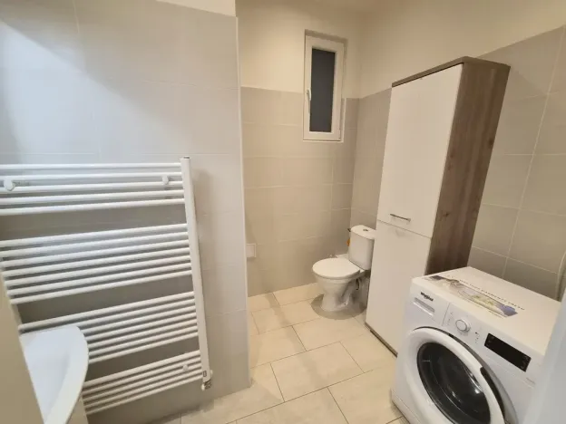 Pronájem bytu 2+1, Praha, Jaurisova, 59 m2