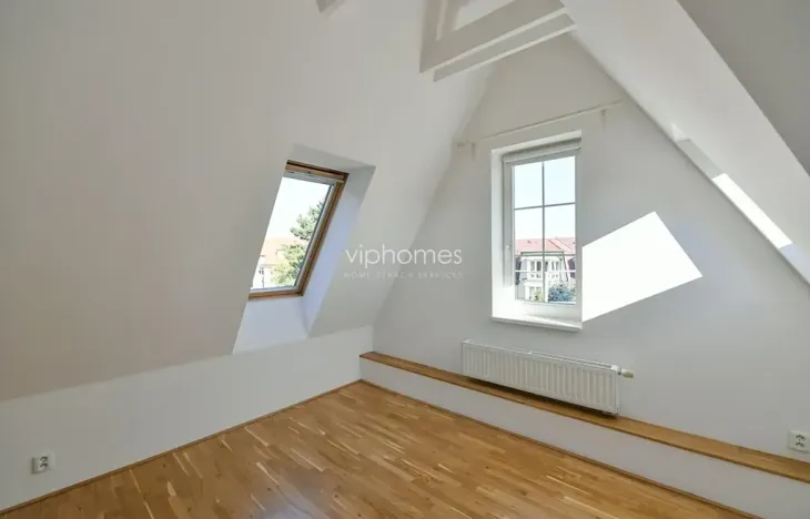 Pronájem rodinného domu, Praha - Střešovice, Západní, 210 m2