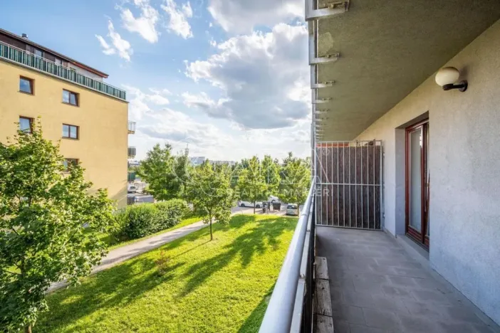 Pronájem bytu 2+kk, Praha - Štěrboholy, Andersenova, 52 m2