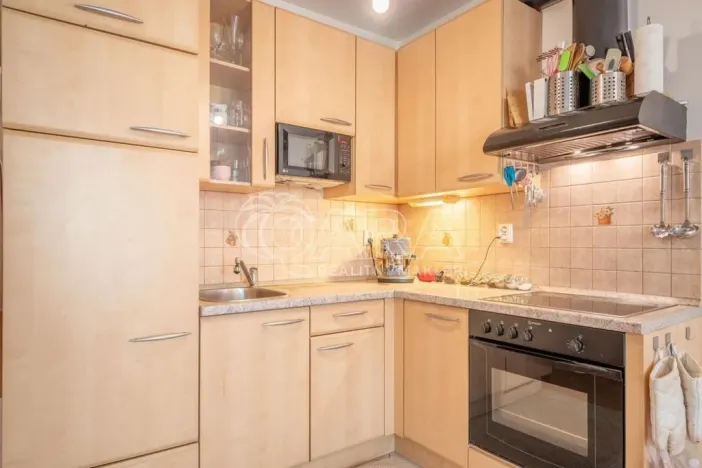 Pronájem bytu 2+kk, Praha - Štěrboholy, Andersenova, 52 m2