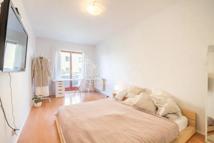 Pronájem bytu 2+kk, Praha - Štěrboholy, Andersenova, 52 m2