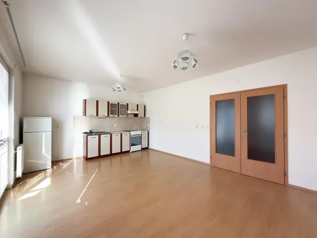 Pronájem bytu 2+kk, Praha - Uhříněves, 55 m2