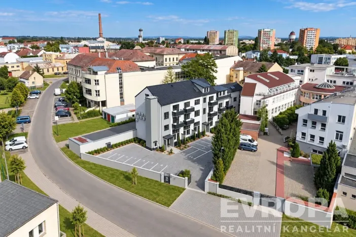Pronájem bytu 2+kk, 43 m², Za Bankou, Břeclav, okres břeclav