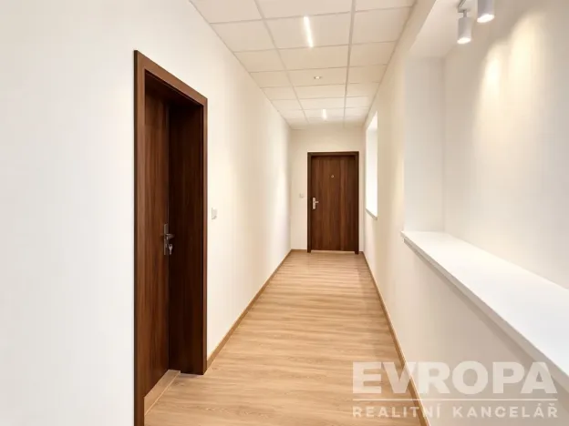 Pronájem bytu 2+kk, Břeclav, Za Bankou, 43 m2