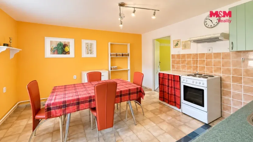 Prodej rodinného domu, Červený Kostelec - Bohdašín, 150 m2