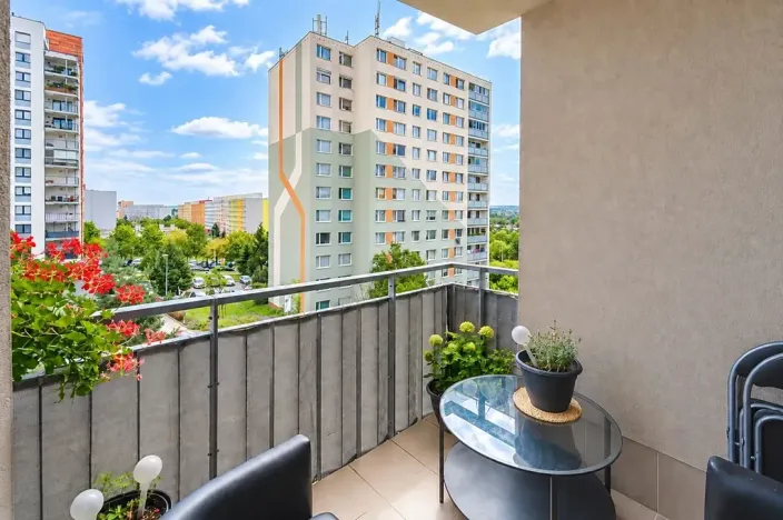 Prodej bytu 2+kk, Praha - Horní Měcholupy, Padovská, 52 m2
