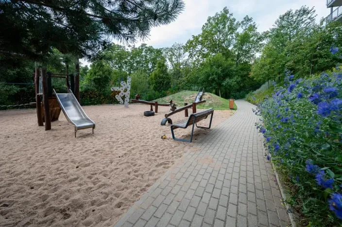 Prodej bytu 2+kk, Praha - Horní Měcholupy, Padovská, 52 m2