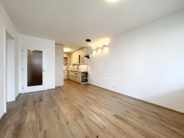 Pronájem bytu 2+kk, Praha - Dolní Chabry, Za Pískovnou, 53 m2