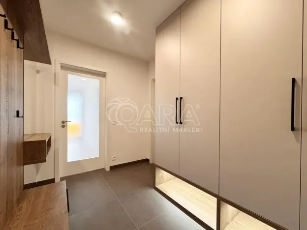 Pronájem bytu 2+kk, Praha - Dolní Chabry, Za Pískovnou, 53 m2