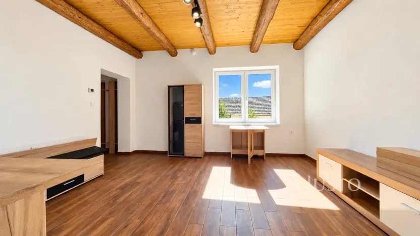 Pronájem bytu 2+kk, Kestřany, 40 m2
