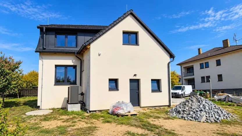 Pronájem bytu 2+kk, Kestřany, 40 m2