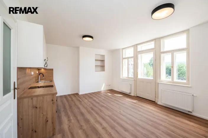Pronájem bytu 1+kk, Liberec - Liberec XXX-Vratislavice nad Nisou, U Sila, 27 m2