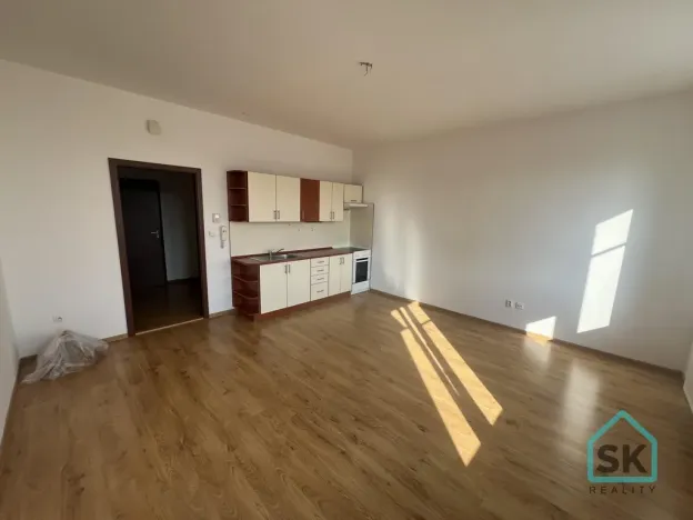 Pronájem bytu 1+kk, Město Albrechtice, nám. ČSA, 35 m2