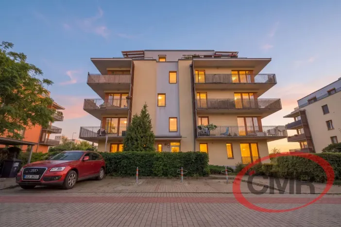 Prodej bytu 2+kk, Praha, Pickova, 57 m2