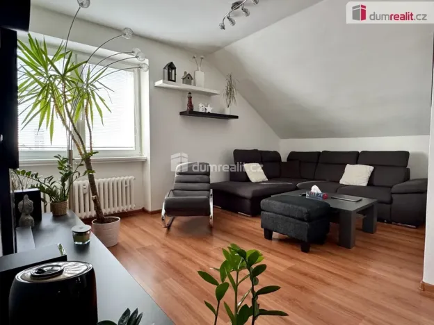 Prodej bytu 3+kk, Zlín - Kudlov, Zelená, 77 m2
