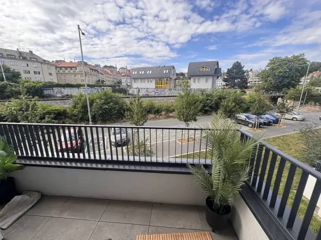 Pronájem bytu 2+kk, Praha - Nusle, Muzikova, 41 m2