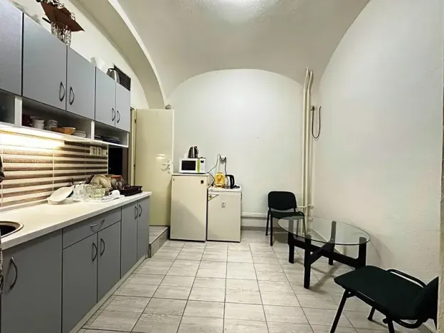 Pronájem kanceláře, Nový Jičín, Masarykovo nám., 27 m2