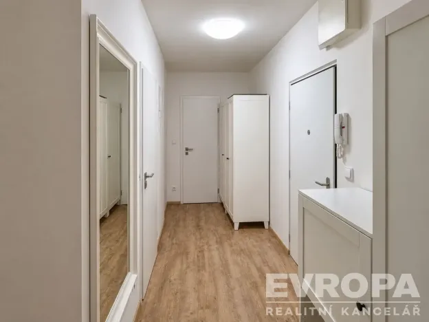 Prodej bytu 3+1, Praha - Střížkov, Harrachovská, 61 m2