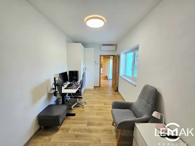 Pronájem bytu 3+kk, Drahanovice, 77 m2