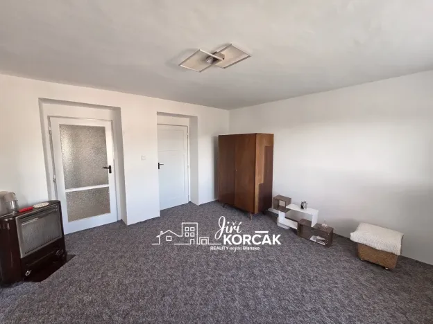 Pronájem bytu 2+1, Adamov, Opletalova, 61 m2