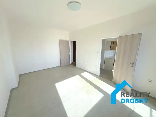 Pronájem bytu 1+1, Děčín, Škroupova, 33 m2