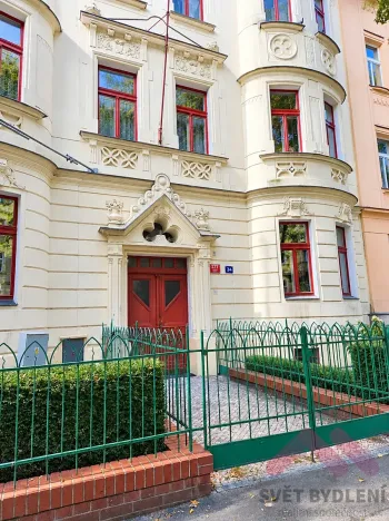 Pronájem bytu 1+1, Praha - Bubeneč, Čechova, 50 m2