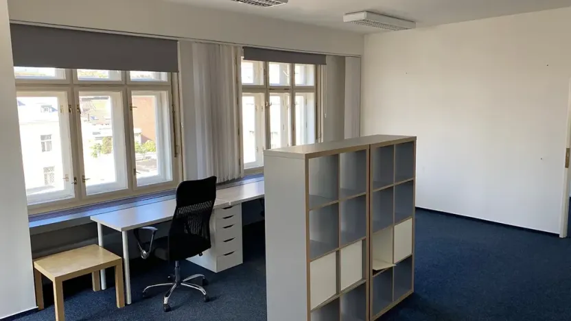 Pronájem kanceláře, Praha - Nové Město, Spálená, 48 m2