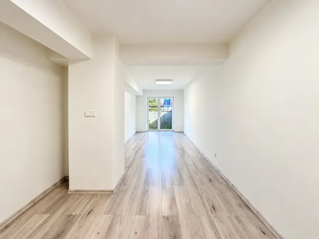 Pronájem kanceláře, Milovice - Mladá, Slepá, 30 m2