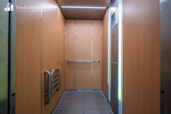Prodej bytu 2+kk, Brno, Haškova, 77 m2