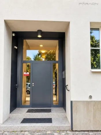 Pronájem bytu 1+1, Praha - Vršovice, Sportovní, 38 m2