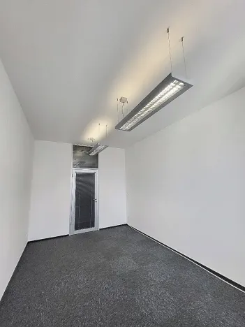 Pronájem kanceláře, Brno, Cejl, 102 m2