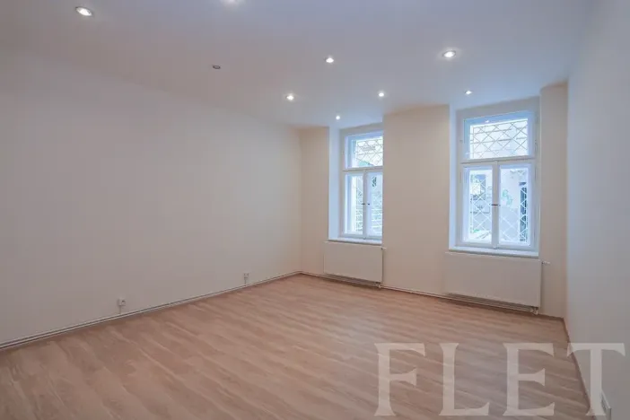 Pronájem bytu 1+1, Praha - Žižkov, Chelčického, 45 m2