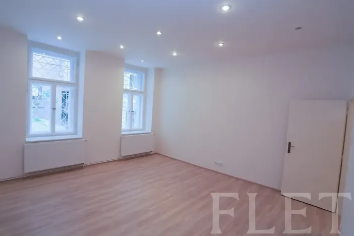 Pronájem bytu 1+1, Praha - Žižkov, Chelčického, 45 m2