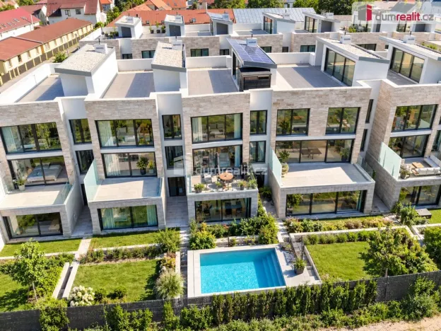 Prodej rodinného domu, Praha - Libuš, V Hrobech, 280 m2