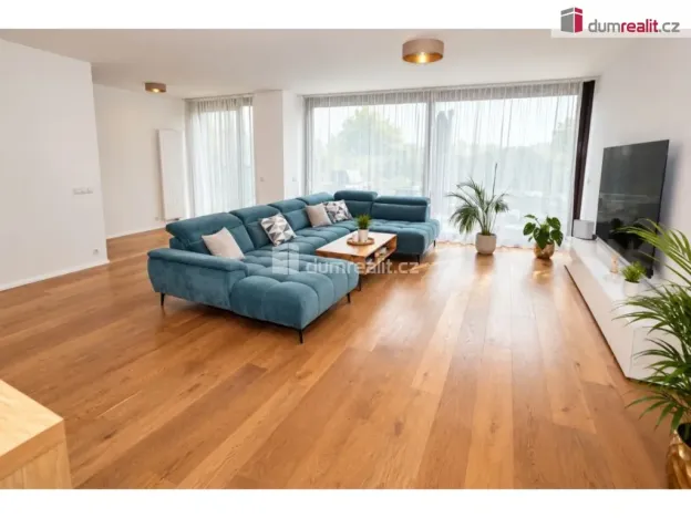 Prodej rodinného domu, Praha - Libuš, V Hrobech, 280 m2