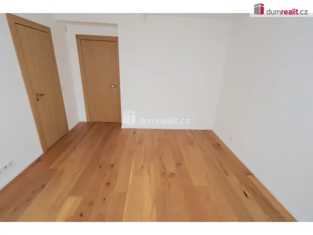 Prodej rodinného domu, Praha - Libuš, V Hrobech, 280 m2