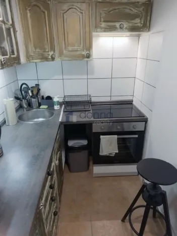 Pronájem bytu 2+1, Praha, Přemyslovská, 49 m2