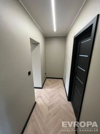 Pronájem bytu 3+kk, Opava, Fügnerova, 71 m2