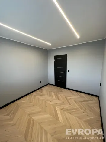 Pronájem bytu 3+kk, Opava, Fügnerova, 71 m2