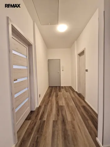 Pronájem bytu 2+1, Lochovice, 64 m2