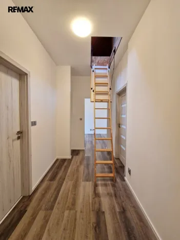 Pronájem bytu 2+1, Lochovice, 64 m2